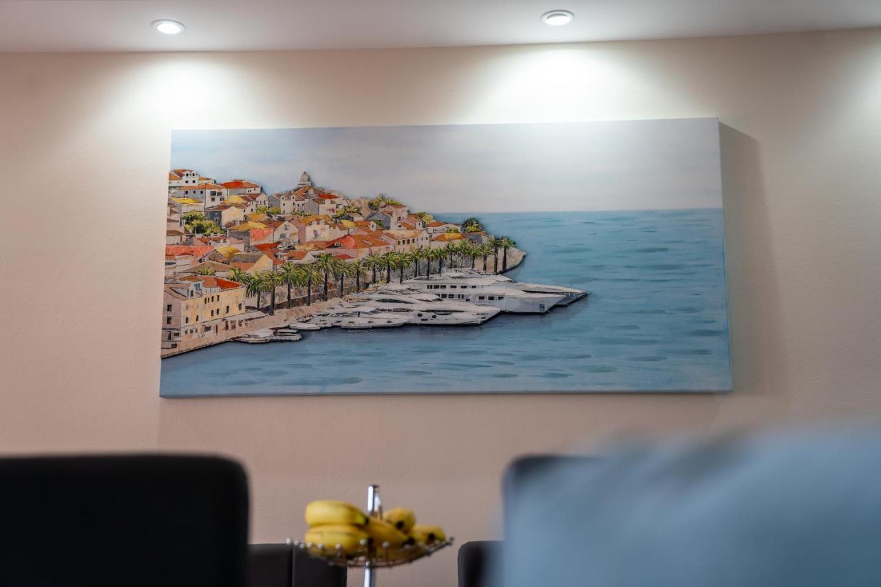 Luxury Three Bedroom Apartment At Estepona Buitenkant foto